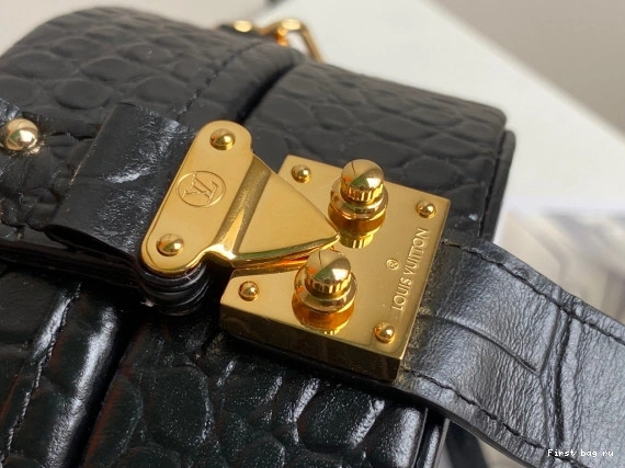 Frstbag ru PETITE CHAPEAU LOUIS VUITTON BOITE 0723